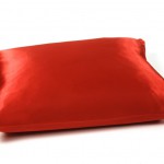 satijnen kussensloop rood 